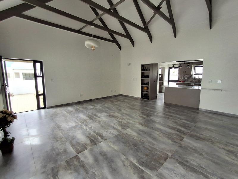 3 Bedroom Property for Sale in Britannia Bay Western Cape